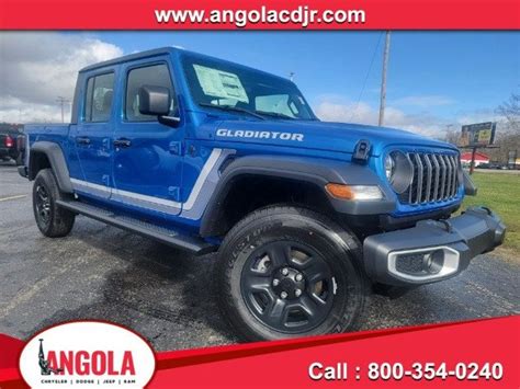 New 2024 Jeep Gladiator | Angola Chrysler Dodge Jeep Ram | Angola, IN 46703