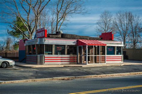 Get Your Kicks at the Route 66 Diner in…Massachusetts?! – Retro Roadmap