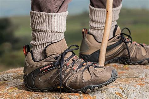 Best Waterproof Hiking Shoes For Your Wet Adventures (2020) | EXSPLORE