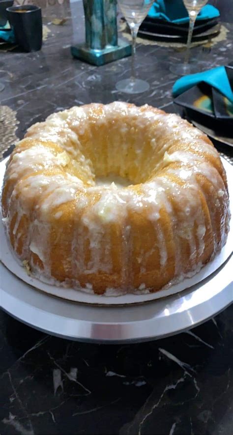 Pineapple cream cheese Pound Cake – 99easyrecipes