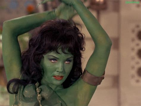 Susan Oliver as "Vina" The Orion Dancer (1090×818) | Star trek 1966, Star trek original series ...