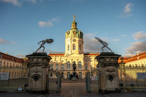 Schloss Charlottenburg: Prachtbau und Zeugnis einer großen Liebe