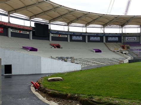 TOULOUSE - Stadium Municipal de Toulouse (33,150) | Page 4 ...