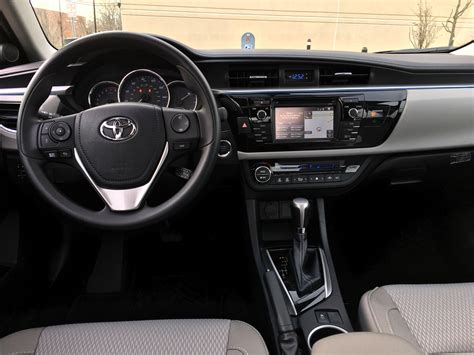 2016 Toyota Corolla Le Interior