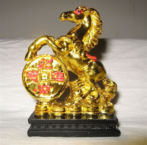 Golden Horse for Success - Feng Shui job cure. Place this Golden Horse for Success on your desk ...