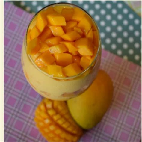 Fresh Mango Fruit Shake, 300 ml at Rs 140/glass in Vadodara | ID: 22957064033