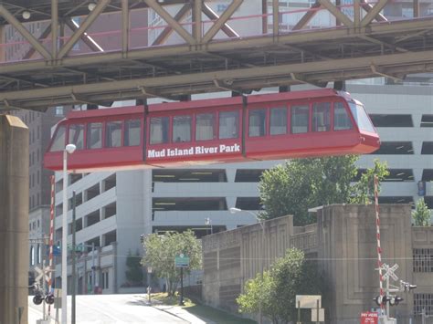 File:Mud Island Monorail car 2010-09-19 01.jpg - Wikimedia Commons