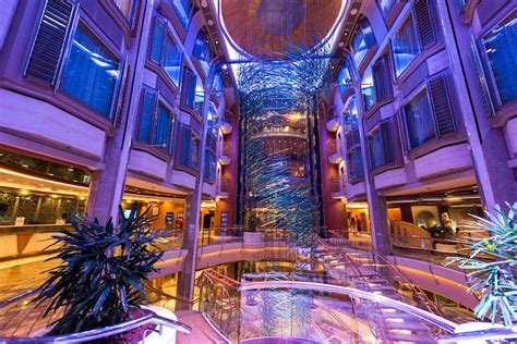 Royal Promenade on Royal Caribbean Adventure of the Seas Cruise Ship ...