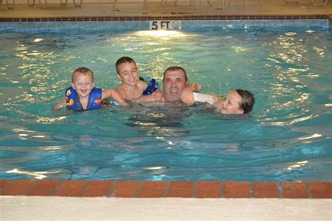 Hampton Inn Arkadelphia Pool: Pictures & Reviews - Tripadvisor