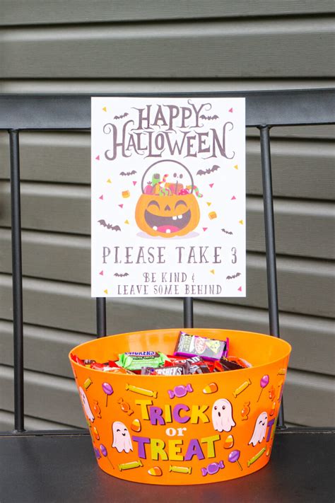 Free Halloween Candy Printable Sign Set: No Sign Up Needed