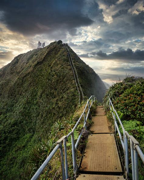 What Happened To Daylenn Pua After Climbing Hawaii's Forbidden Haiku Stairs?