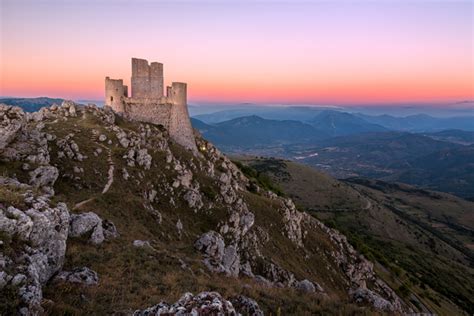 Abruzzo's Rocca Calascio: The Highest Fortress in the Apennines | ITALY Magazine