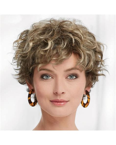 Short curly hair with side bangs - Super X Studio