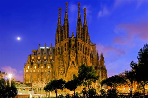 Sagrada Familia in Barcelona, Spanien | Franks Travelbox