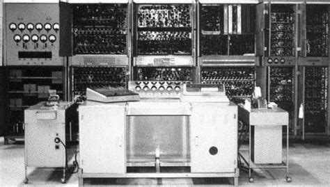 Old Photos of the First Generation of Computers ~ Vintage Everyday