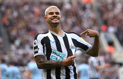 Newcastle United are confident of agreeing Bruno Guimaraes deal