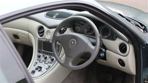 Interior Review - 2004 Maserati 4200 - YouTube