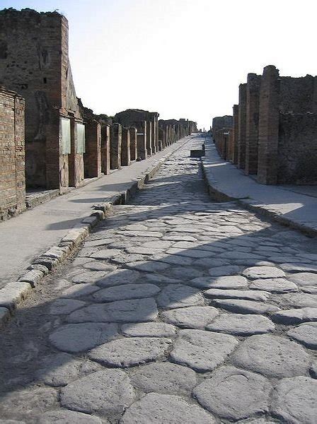 Roads in Ancient Rome - Crystalinks