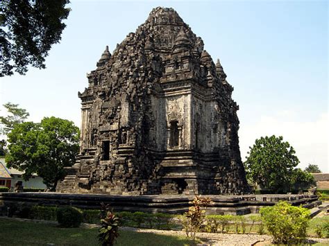 Candi Kalasan - Indonesia