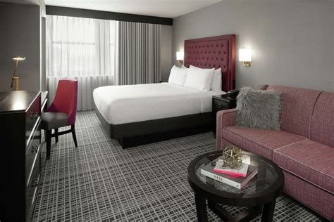 The Axis Moline Hotel Tapestry Collection by Hilton Moline | Bookonline.com