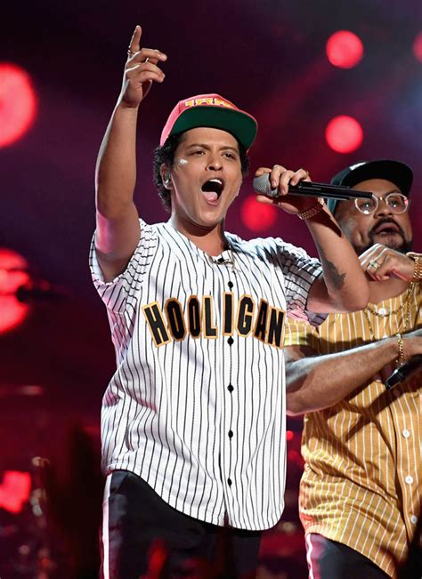 Bruno Mars Wins BIG at 2017 Soul Train Awards