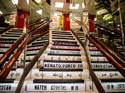 The Diamond District: 'One Of The Last New York Blocks Left In ...