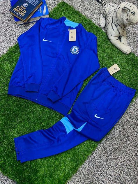 Chelsea tracksuit - Reumssky - The Best E-commerce Marketplace 2024