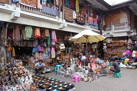 Tempat Wisata Di Bali : Pasar Ubud Bali