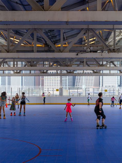 Roller Skating - Brooklyn Bridge Park - Brooklyn Bridge Park