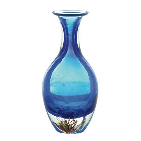 30 Stylish Colored Glass Vases 2024