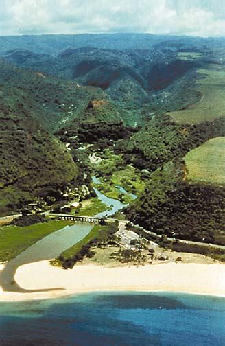 Waimea Valley reopens - Hawaii Magazine