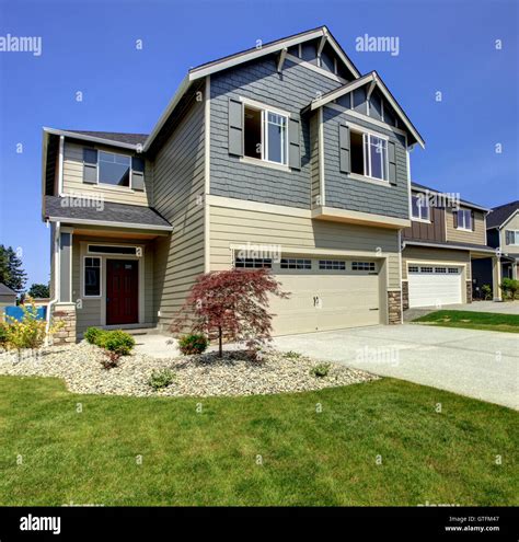 New American home exterior Stock Photo - Alamy