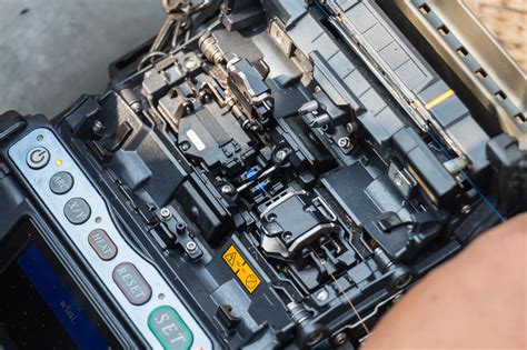 Fusion or Mechanical: Which Is the Best Splicing Method? - CLnet Solution Sdn BhdCLnet Solution ...