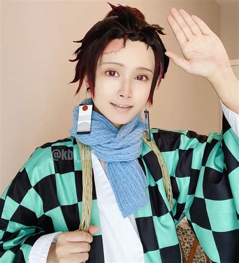 Tanjiro Kamado Demon Slayer: Kimetsu no Yaiba #cosplay | Easy cosplay, Cosplay characters, Cosplay