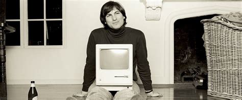 Steve Jobs: The Man in the Machine Movie Review (2015) | Roger Ebert