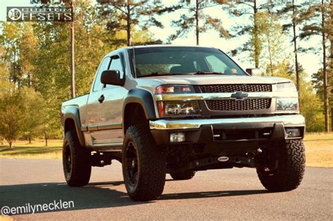 24+ 2007 Chevy Colorado Lifted - CarleyBrandon