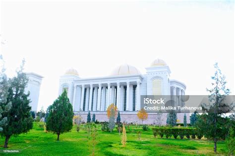 Ashgabat Stock Photo - Download Image Now - Ashgabat, Architectural ...