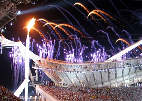 File:Olympic flame at opening ceremony.jpg - Wikimedia Commons