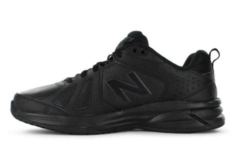 NEW BALANCE 624v5 4E MENS - Smiths Sports Shoes