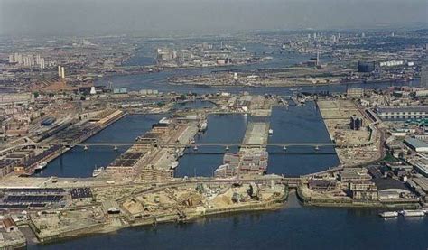 Canary Wharf Area of Docklands East London England 1984-1987 Period ...