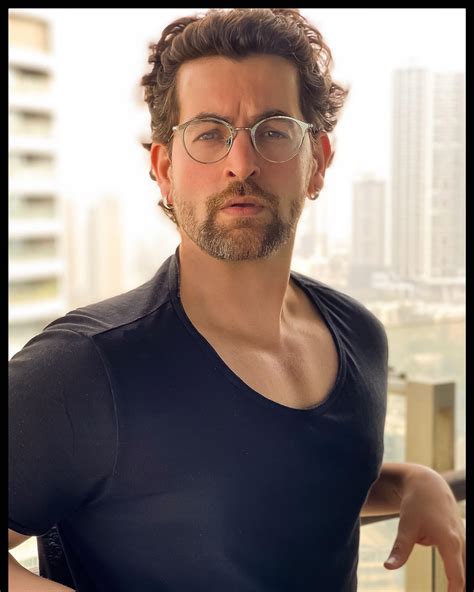 Neil Nitin Mukesh biography, age, date of birth, height, wife, caste & more