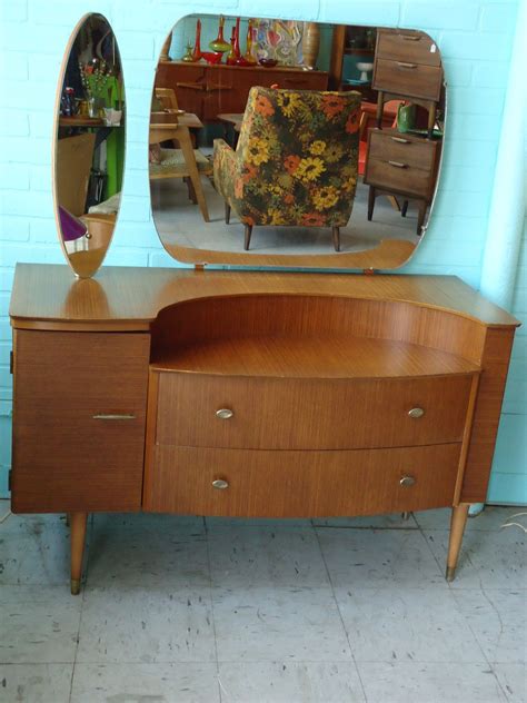 20++ Mid Century Dresser With Mirror - HOMYHOMEE