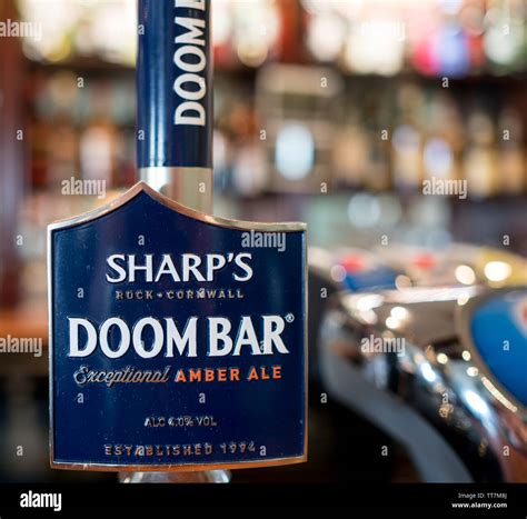 Doom bar beer hi-res stock photography and images - Alamy