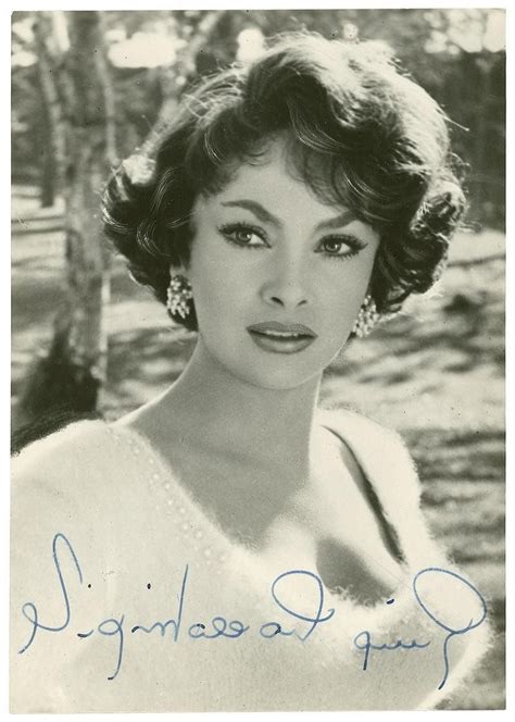 9+ Beautiful Work Sixties Hairstyles Curly Hair