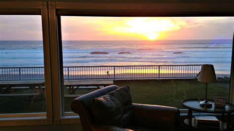 Oceanfront Hotel in Lincoln City Oregon | On The Beachfront Properties