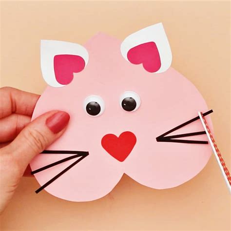 DIY Valentine Cat Card - Super cute Valentine Craft for Kids