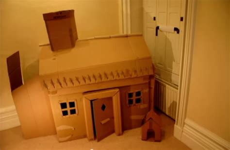 house building itself Digital Film, Cardboard House, Creative Thinking, Stop Motion, Bird House ...