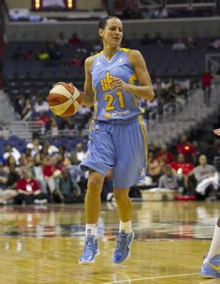 Ticha Penicheiro announces her retirement from the WNBA – Hoopfeed.com