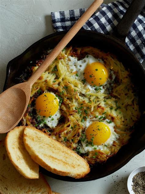 Simple Cheesy Skillet Hash Browns and Eggs