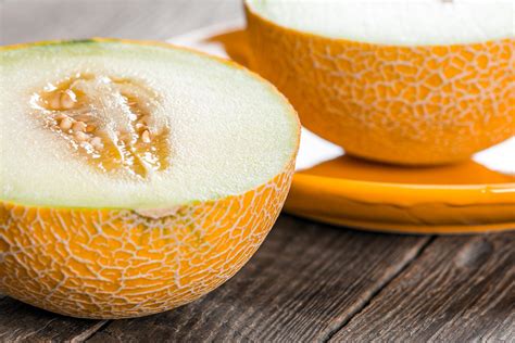 Yellow Watermelon: healthy Characteristics and where to find It